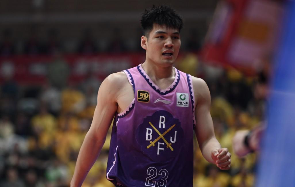 B体育官网下载APP-bsports官方平台-Bsports必一体育官网-媒体人：陈国豪接近以超级B类合同转会广东，王少杰回北控